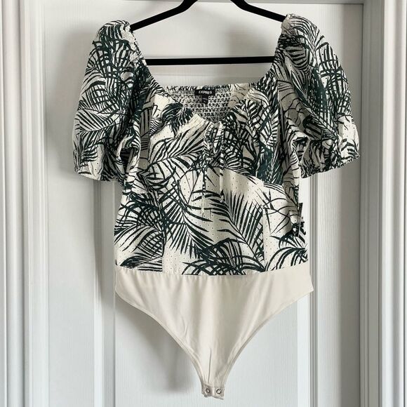 Express Palm Print Eyelet Puff Sleeve Tie Neck Thong Bodysuit Size XL - Picture 4 of 9